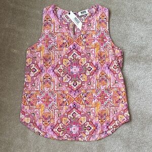 Verse Pink Sleeveless Women's Top